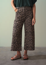 Wid leg cropped trousers in leopard print