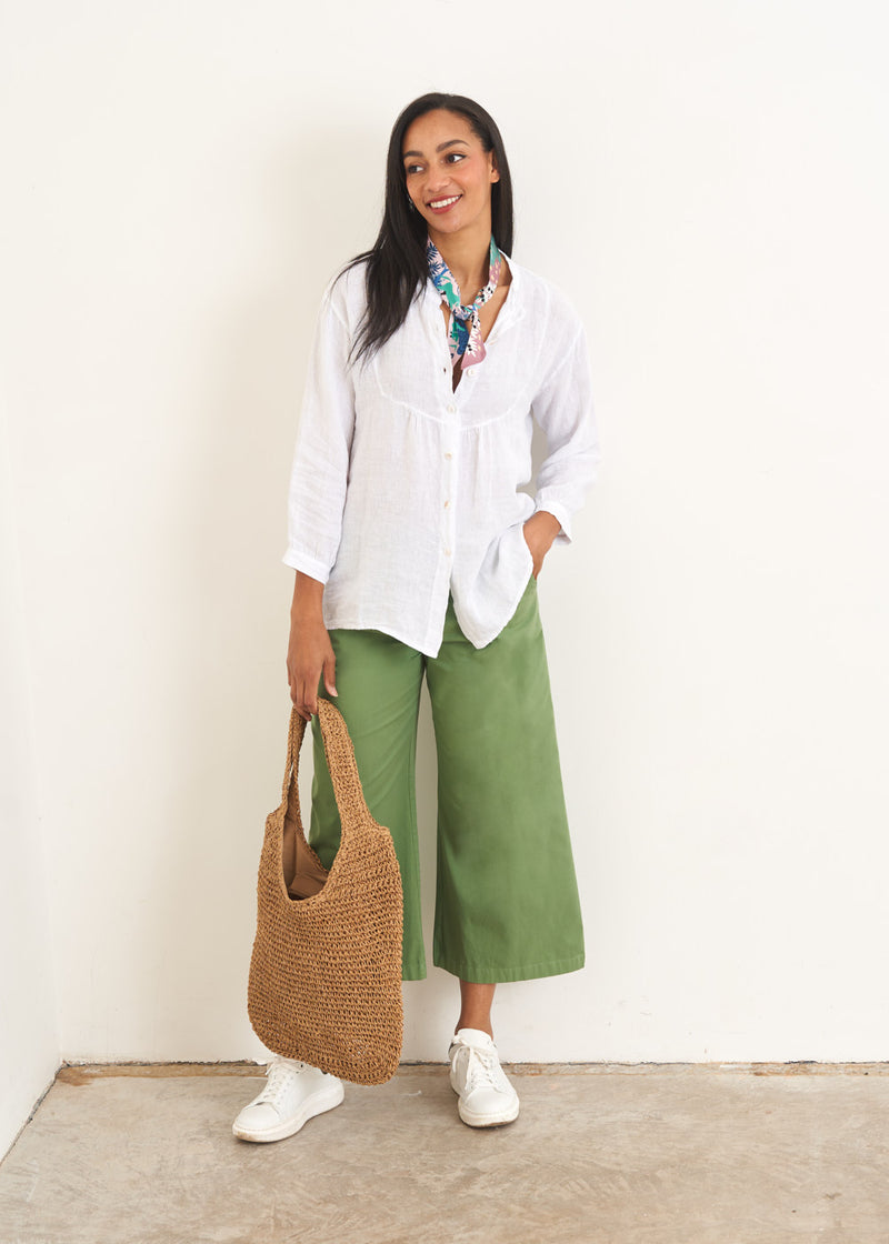 Green cropped cotton trousers