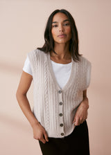 Sleeveless cable knit waistcoat