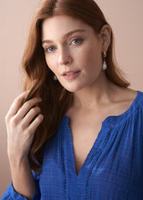 SERRA PEARL DROP EARRING