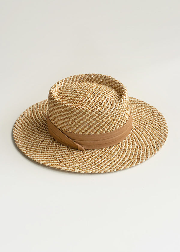 Classic straw hat in cream and neutral
