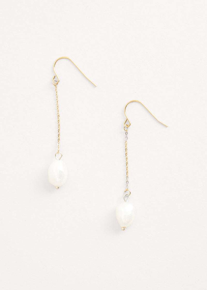 Pearl drop chain earrings