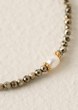 Beaded bracelet with pearl detail