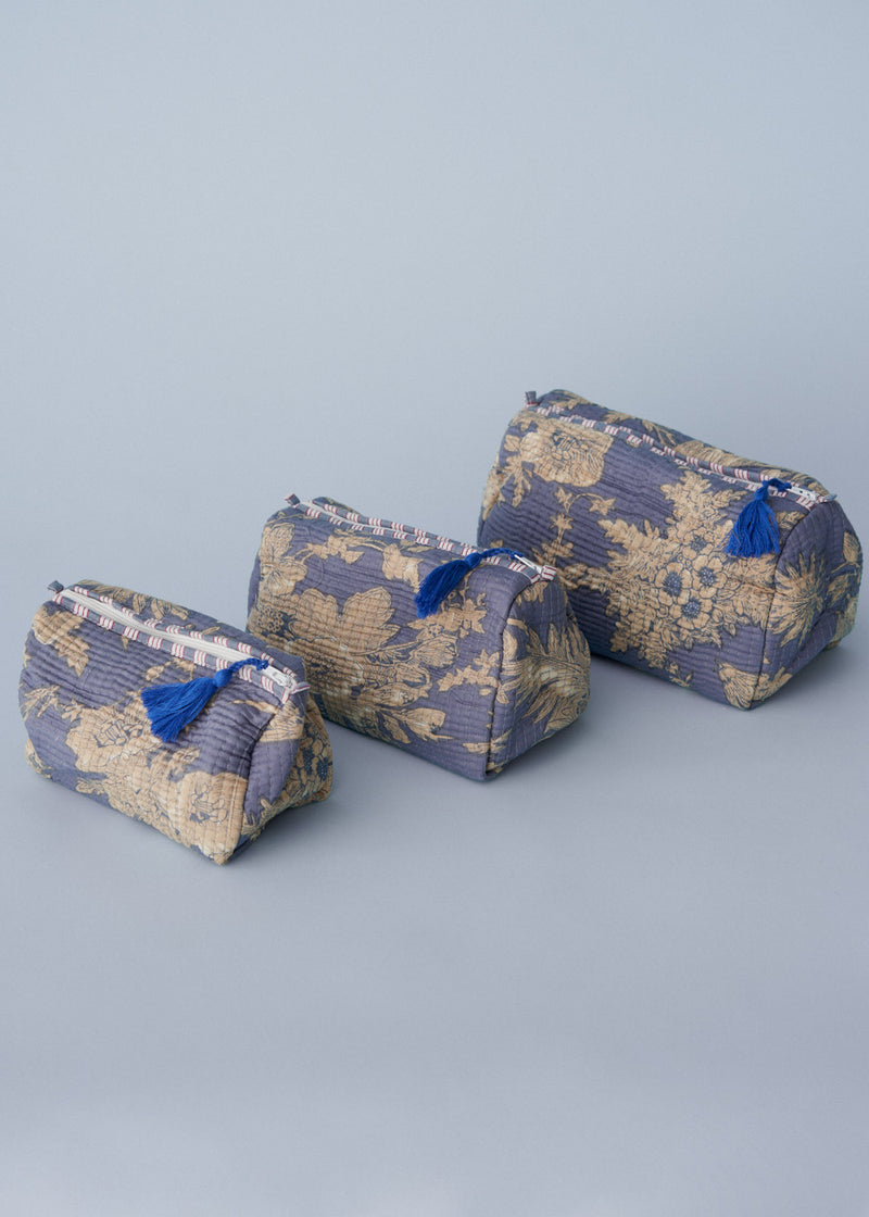 ANIKA WASH BAG - BLUE POSIE