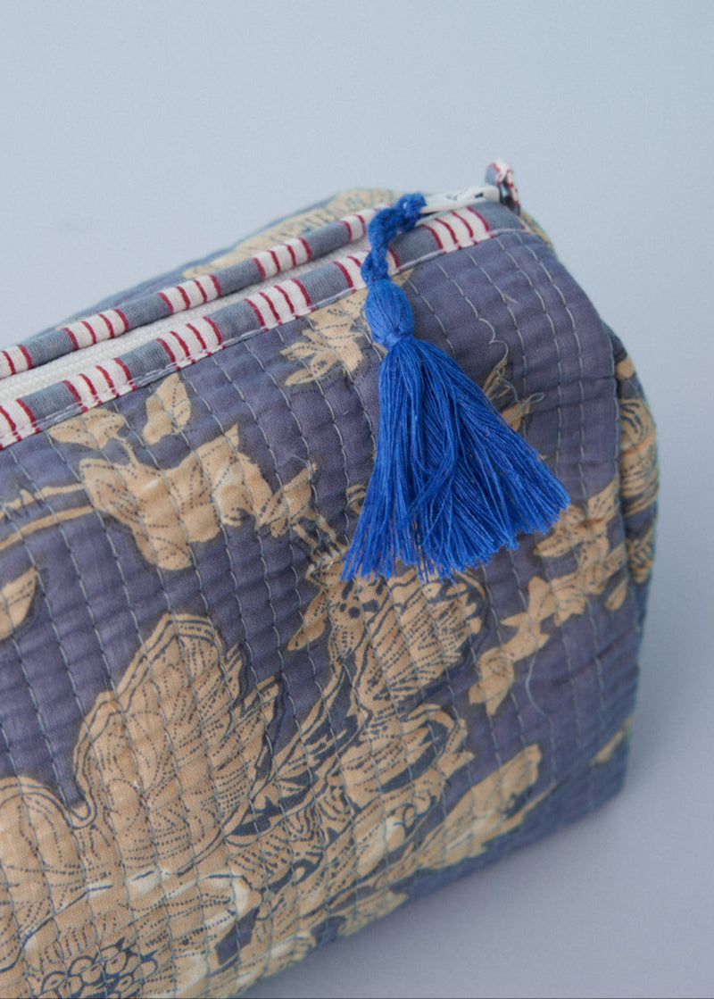 ANIKA WASH BAG - BLUE POSIE