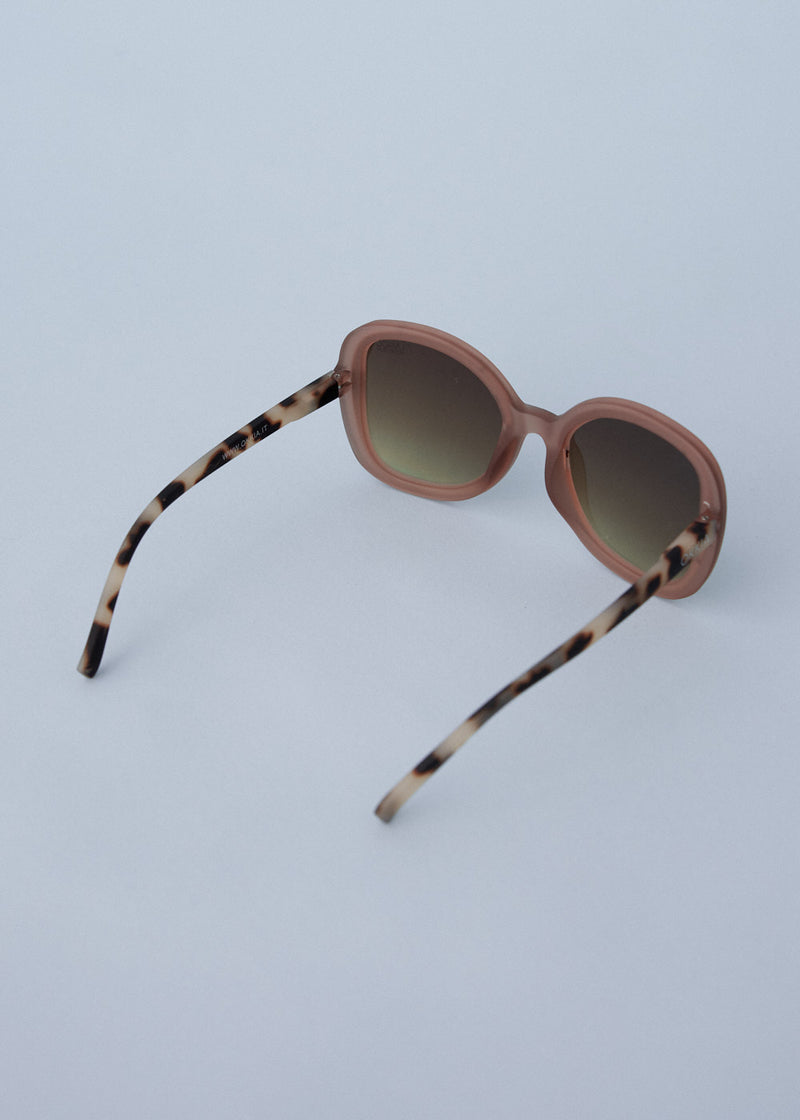 Oversized tortoiseshell sunglasses