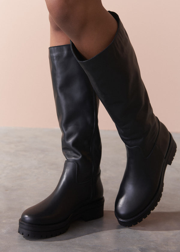 Knee high leather boots
