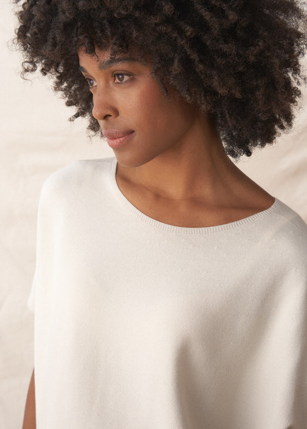 Light oatmeal short sleeve sweater top