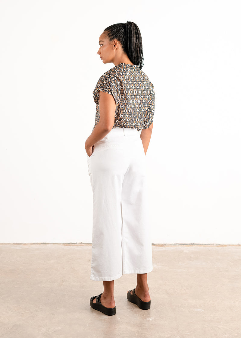 White wide leg cropped trousers