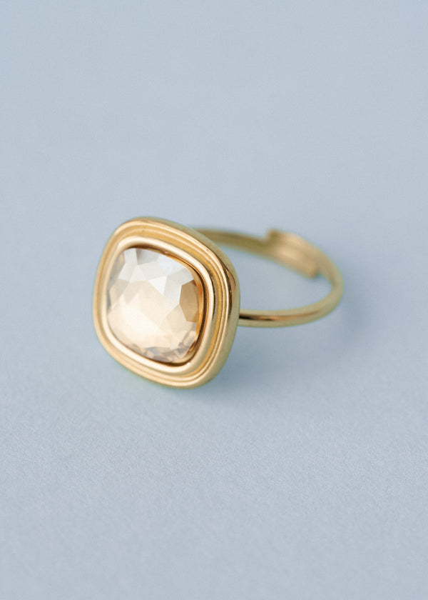 Square crystal ring