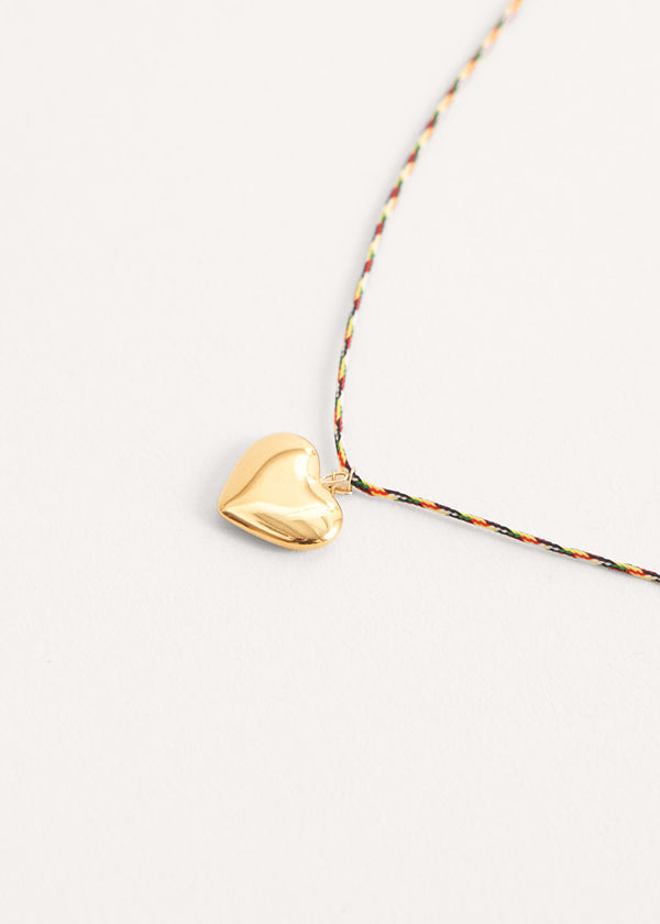 Threaded heart necklace
