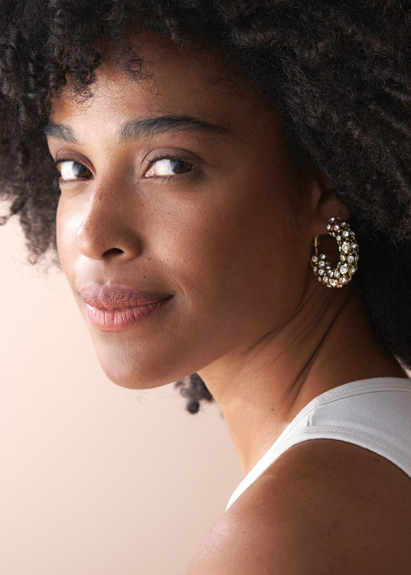 DIVA CRYSTAL HOOP EARRING