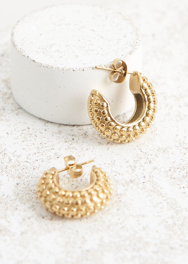 Gold textured hoop earrings