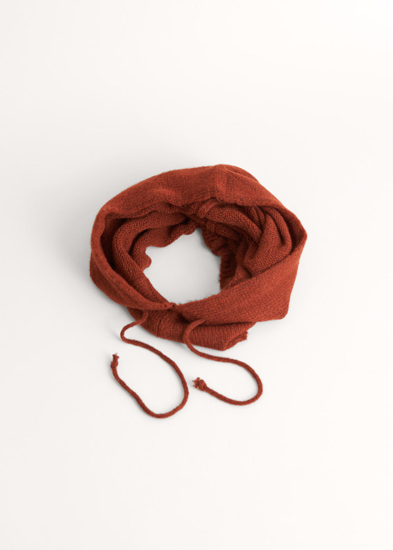 Rust dark red knitted hood