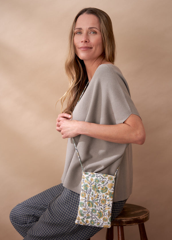 KITA COTTON PHONE BAG - GREEN