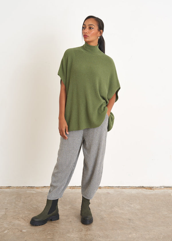 Green high neck jumper
