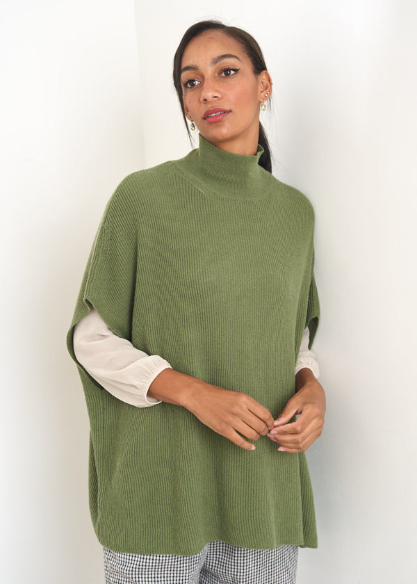 Green high neck jumper
