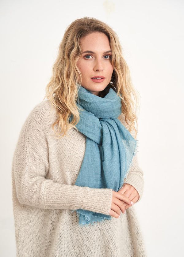 Blue wool blend scarf