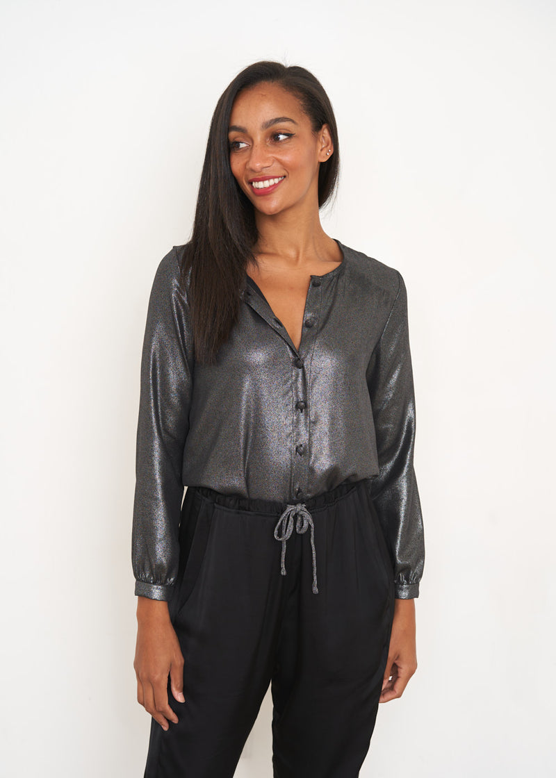 Metallic shirt with neck tie