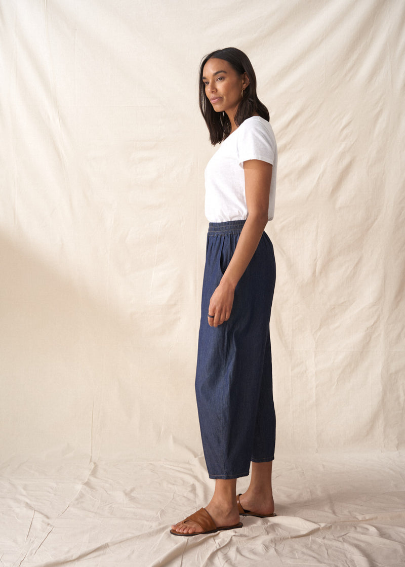 Relaxed chambray denim barrel leg trouser jeans