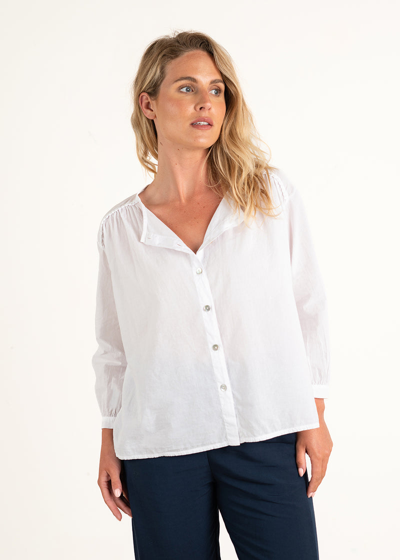 White lightweight cotton top