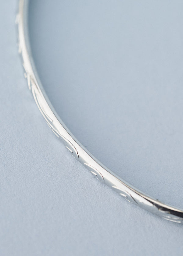 NORA SIMPLE BANGLE