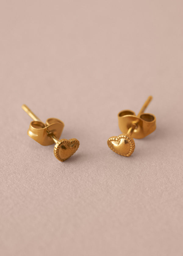 OONA HEART STUD EARRING