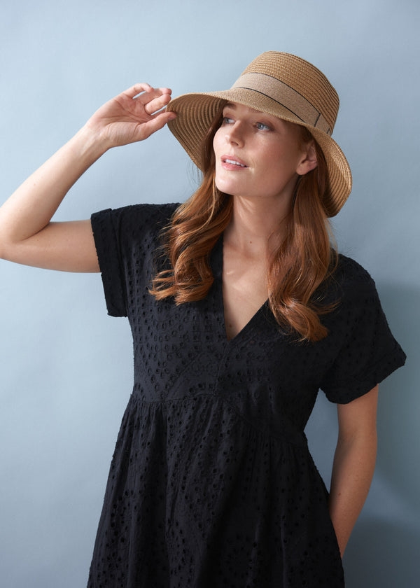 Straw summer hat with ribbon band