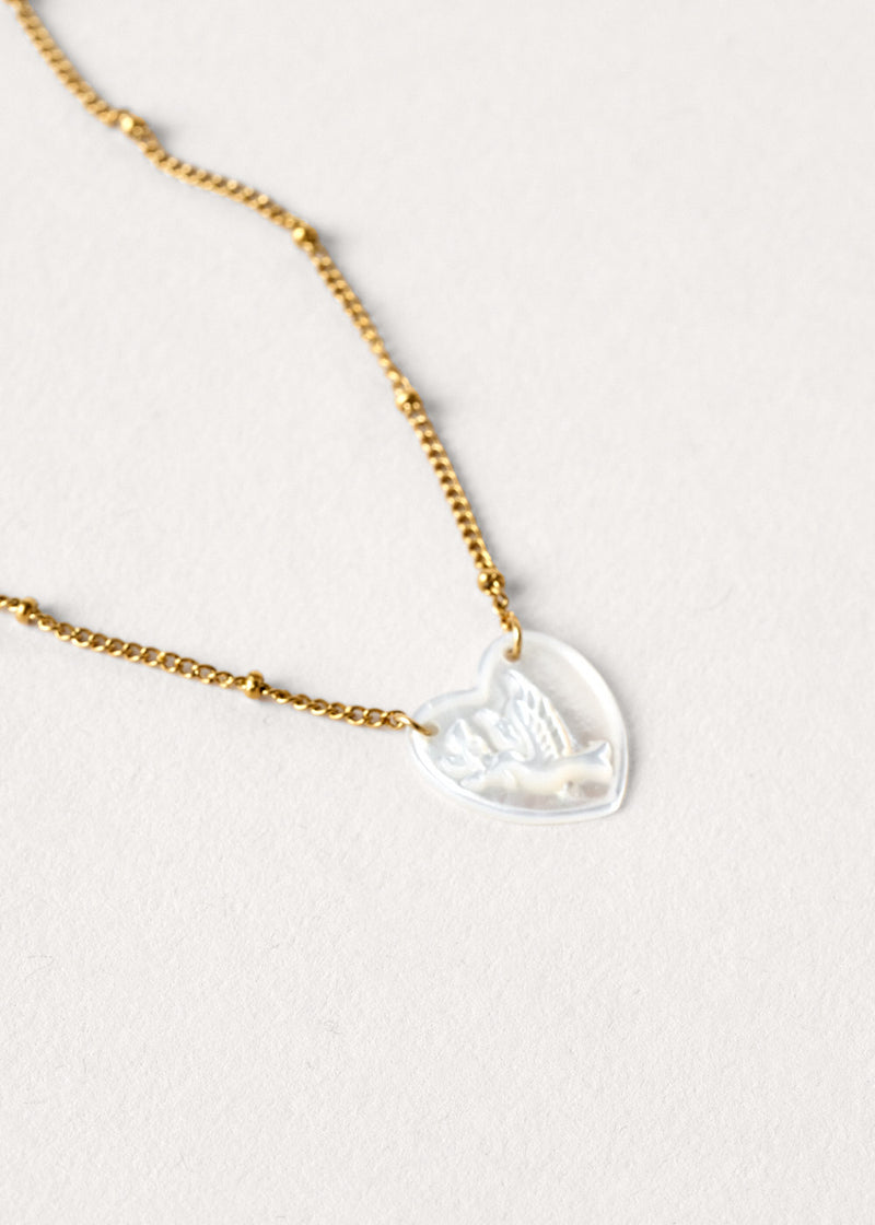 Gold minimal chain necklace with pearl heart pendant