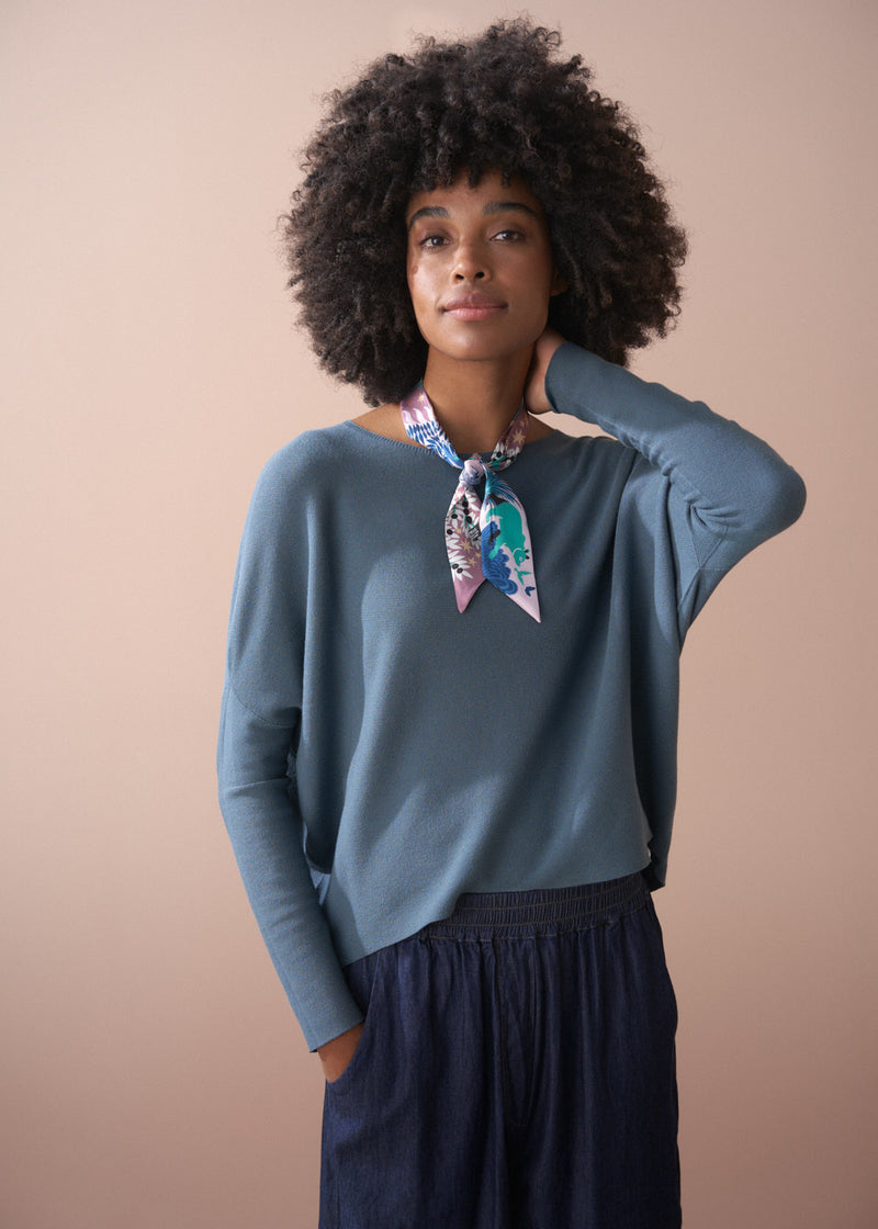 Long sleeve fine knit teal sweater