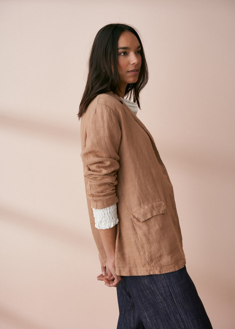 Camel brown relaxed linen blazer