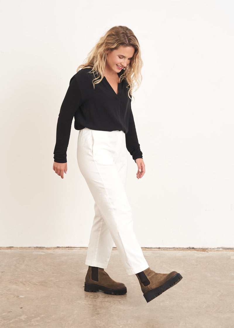 Off white cotton trousers