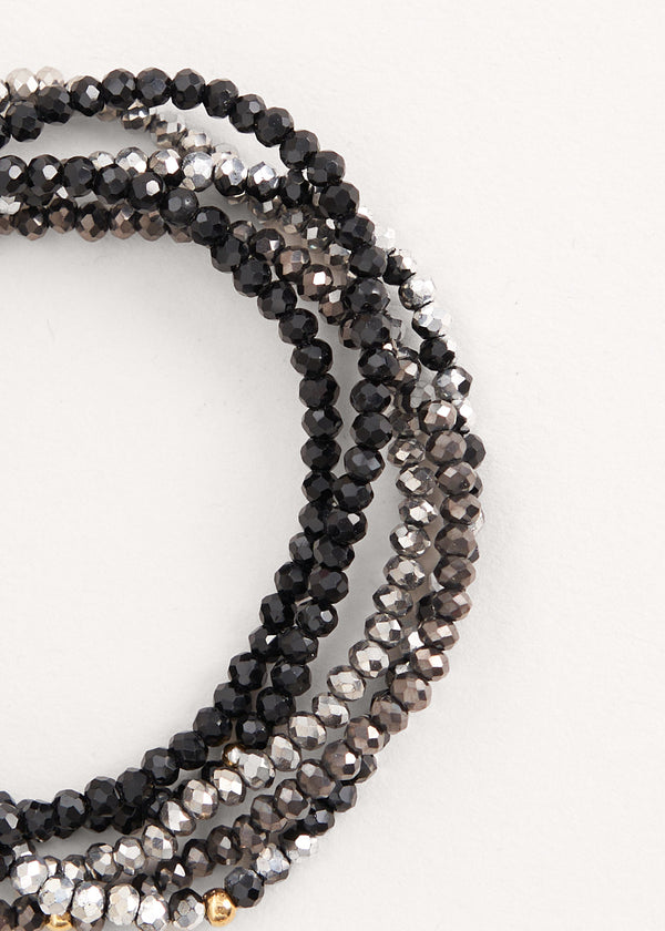 Black and grey bracelet set
