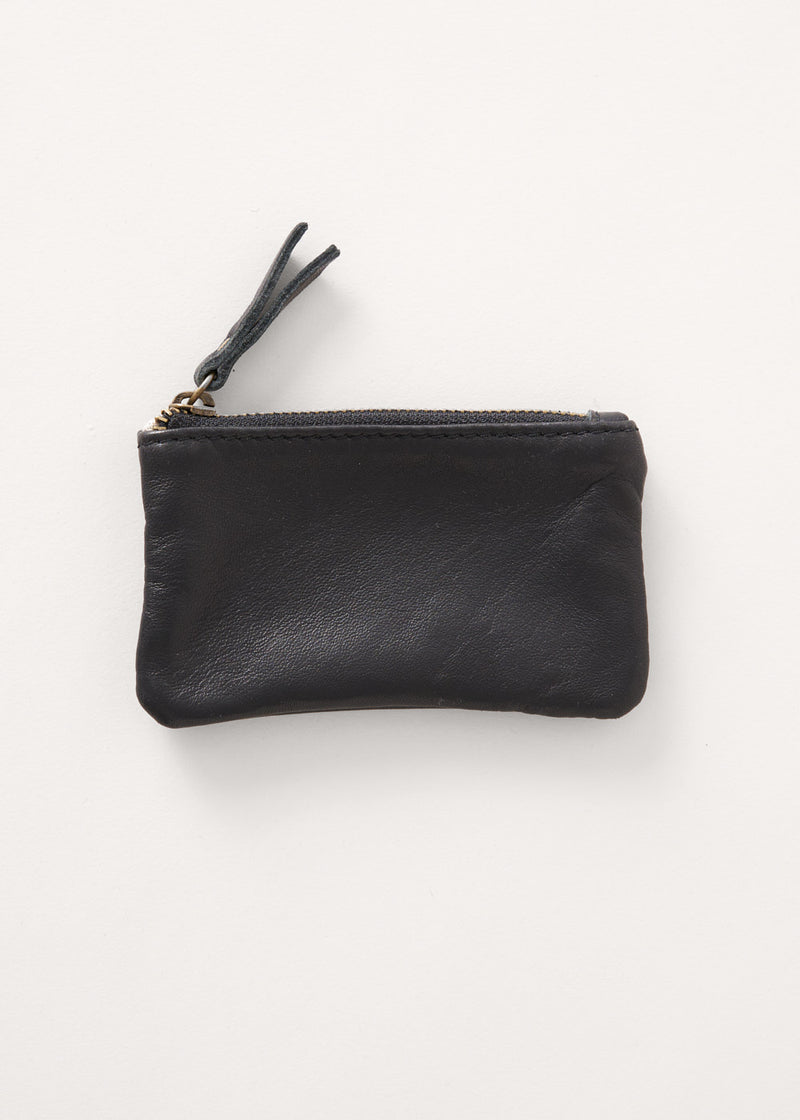 Black leather purse 2025