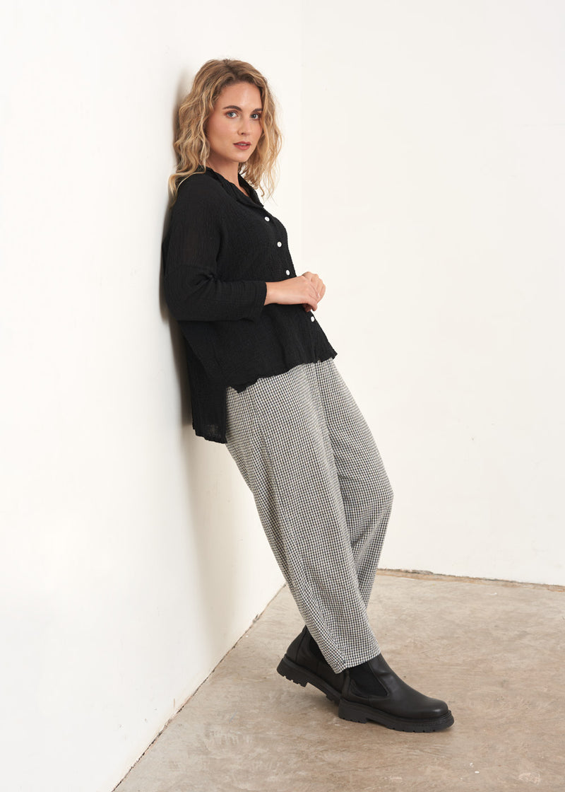 Black waffle texture top