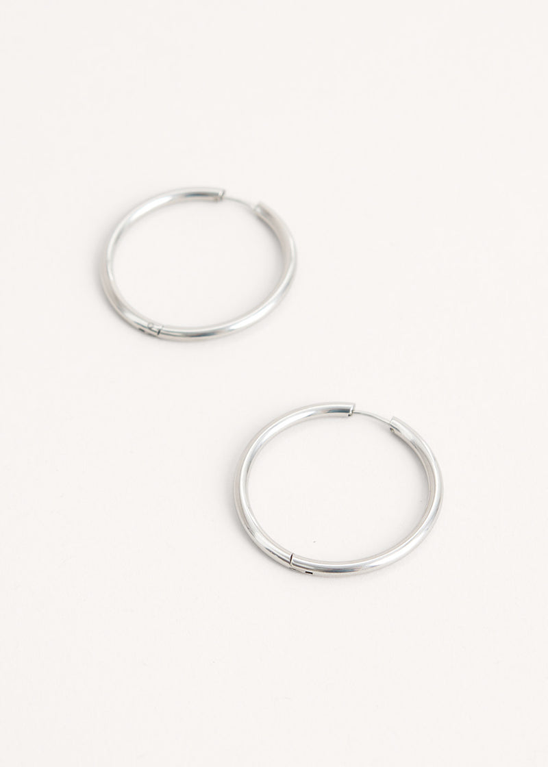 Simple silver hoop earring