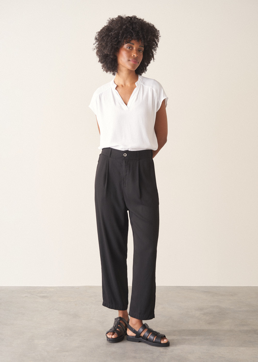 Bridie Tapered Leg Trouser - Black | Bottoms – Busby & Fox