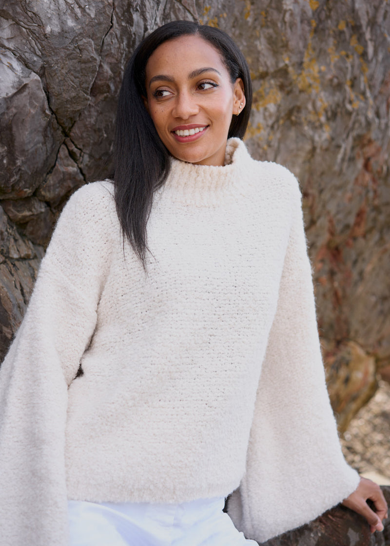 SUKI SWEATER