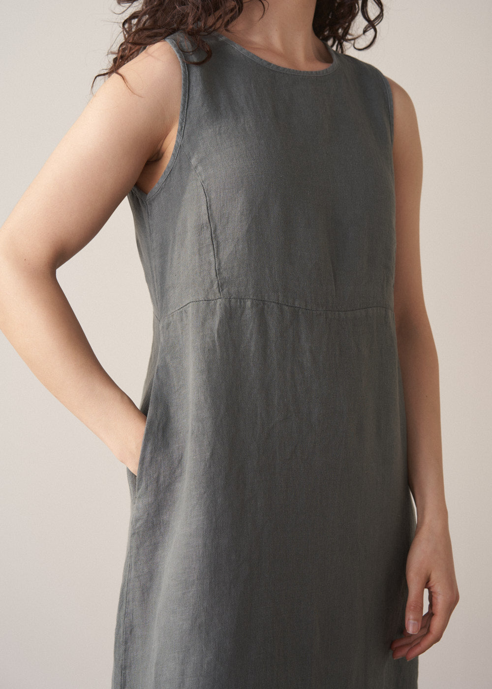 Pearl Linen Sleeveless Dress - Khaki