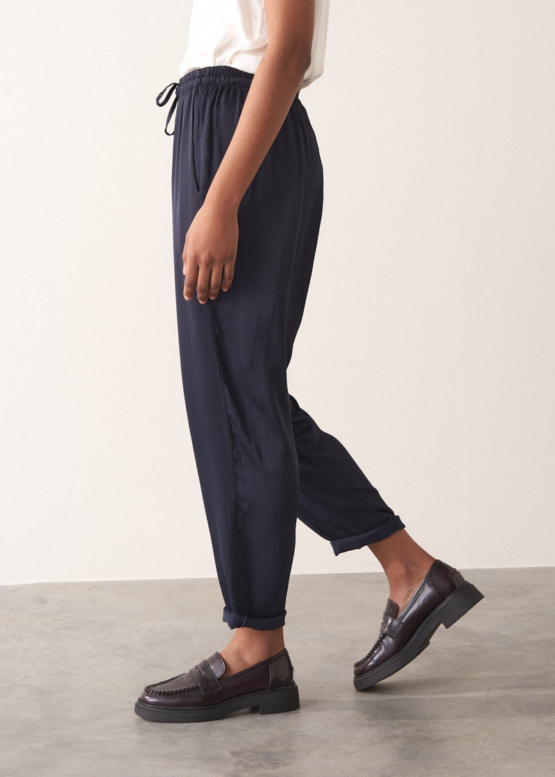 RORY SATIN TAPERED TROUSER
