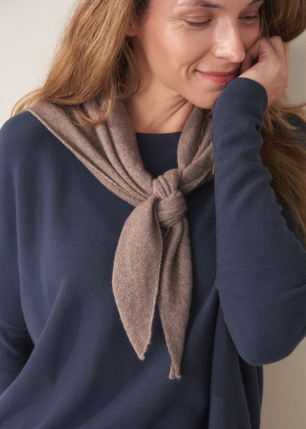 Jodie Cashmere Mix Neckerchief - Taupe | Accessories – Busby & Fox