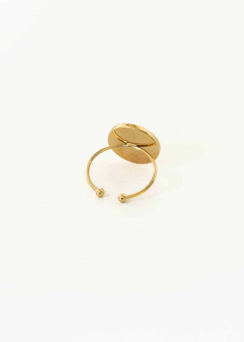 Gold disc ring with embossing detail