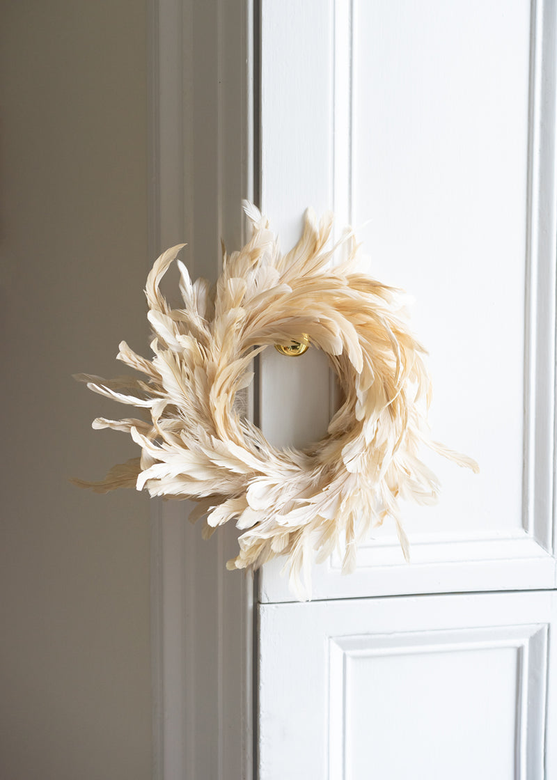 Cream feather wreath