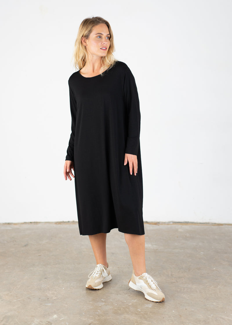 Black long sleeve tunic dress